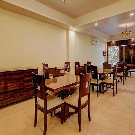 Townhouse Golden King Hotel New Delhi Exterior photo